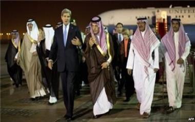 10 دول عربية تدعم امريكا لضرب داعش وروسيا وطهران تحذران من ضرب سوريا